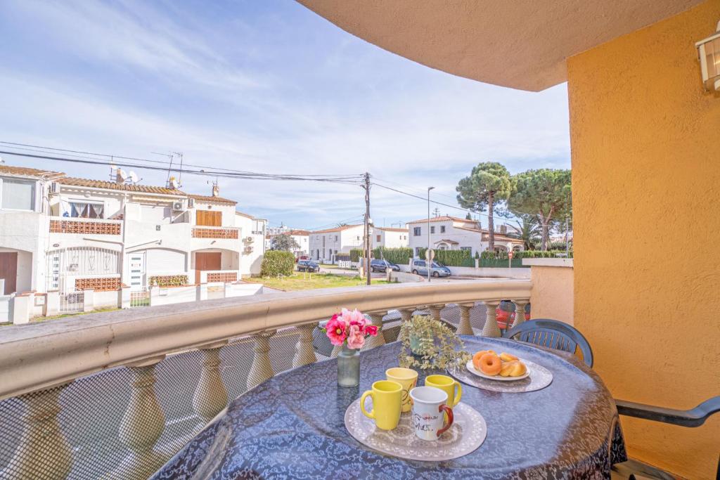 Balkón alebo terasa v ubytovaní Apart-rent Apartment Gran reserva 0054