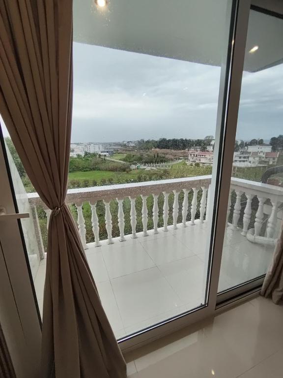 Balkón nebo terasa v ubytování Becic Apartments
