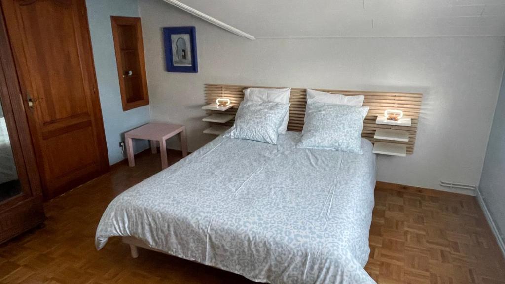 Postel nebo postele na pokoji v ubytování Appartement entier, calme, confortable et spacieux