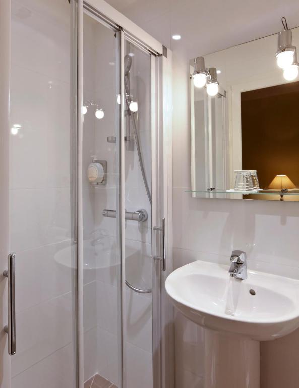 Hôtel du Dauphin - Resim 41