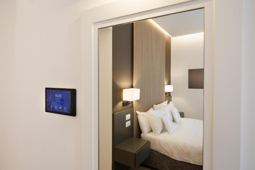 Arya Guest House - 9