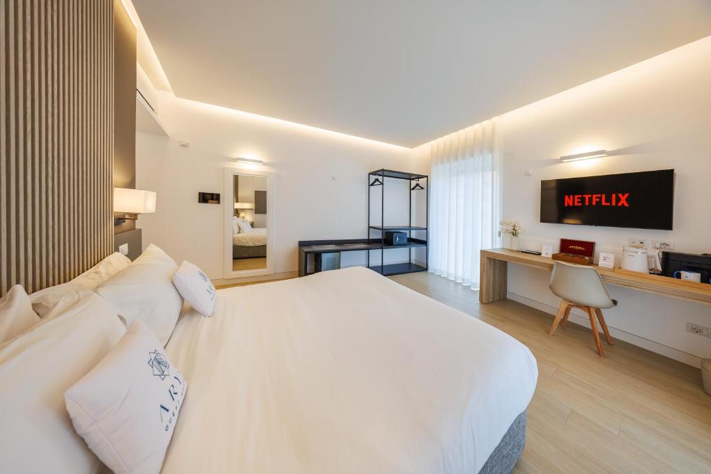 Arya Guest House - 1