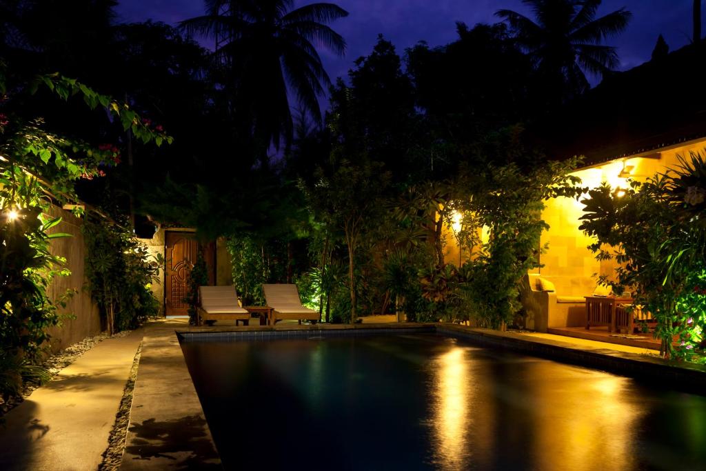 Bazén v ubytování Taman Senang - Private Pool Villas - Gili Air nebo v jeho okolí