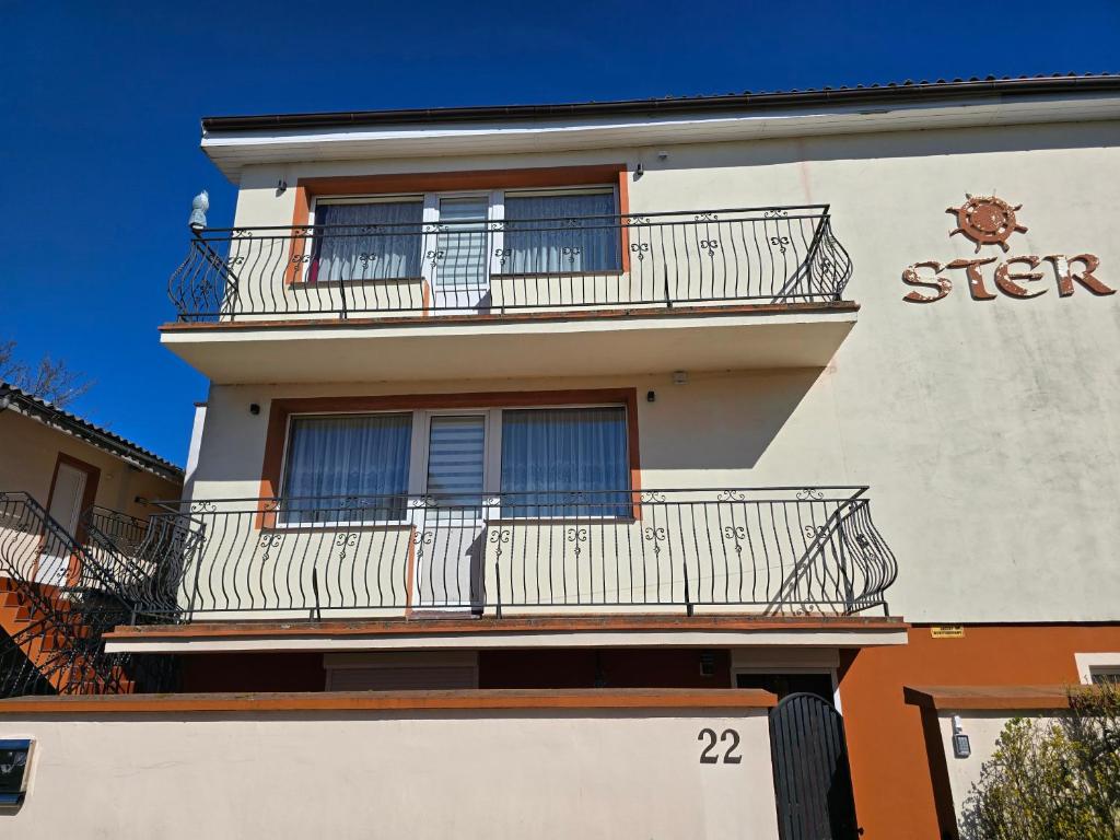 Pokoje Gościnne Ster - 10