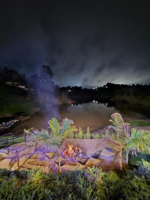 Zahrada ubytování Rooca Habitat Guatape