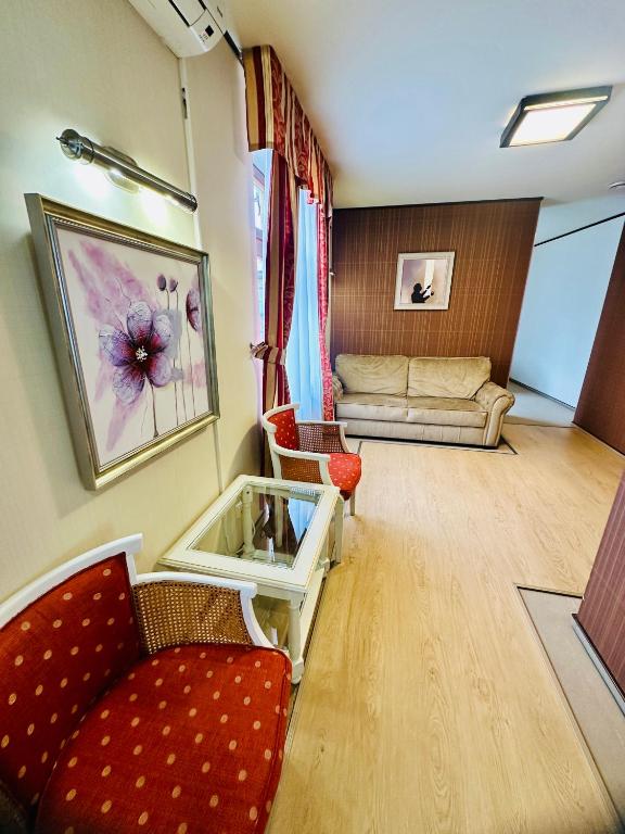 Villa & Restaurant Levoslav House - Resim 31