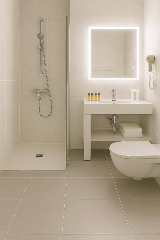 Virginia Studios - 18