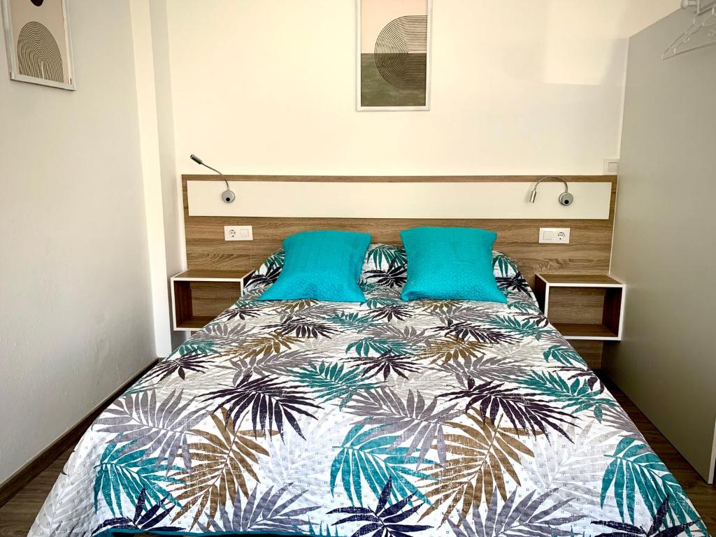 Cos pés en Palas - 1