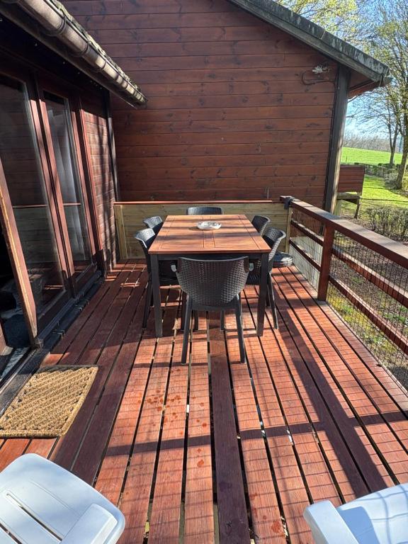 Fotografie z fotogalerie ubytování Chalet 9 La Boverie v destinaci Rendeux