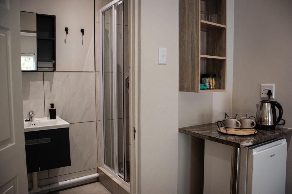 Cucina o angolo cottura di The Garden Manor