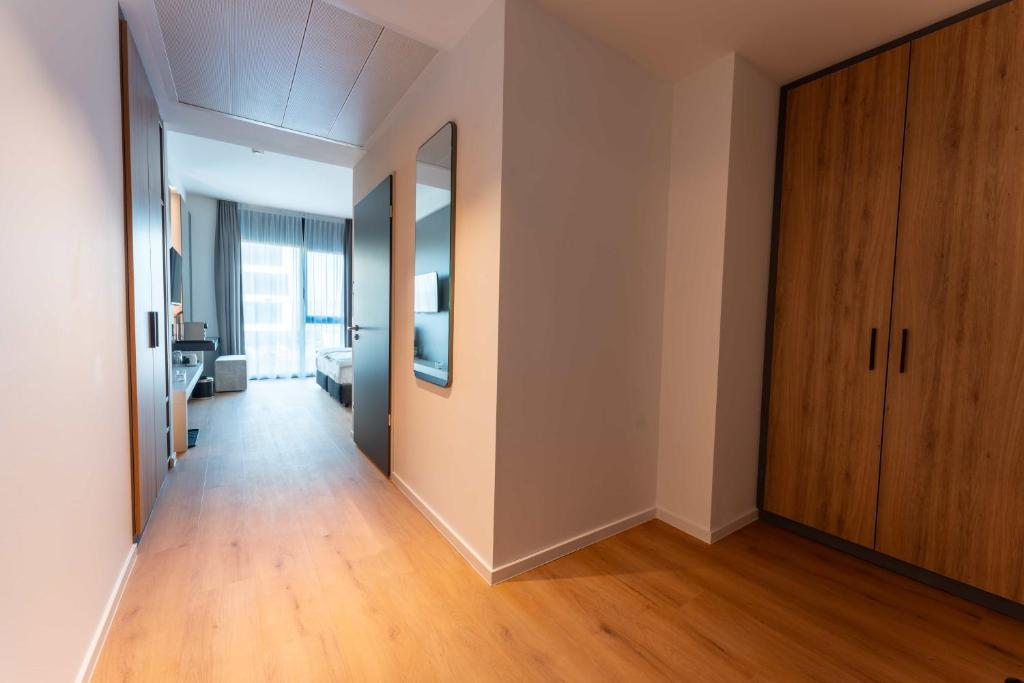 Frames Hotel GmbH - Superior Double Room