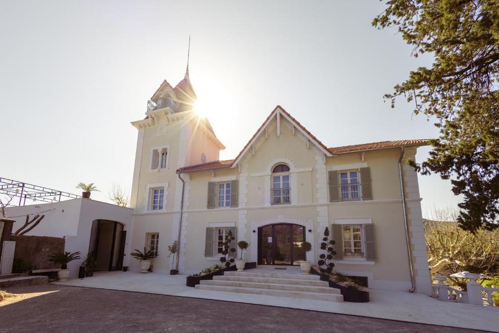 Fotografie z fotogalerie ubytování Chateau Pimo v destinaci Draguignan