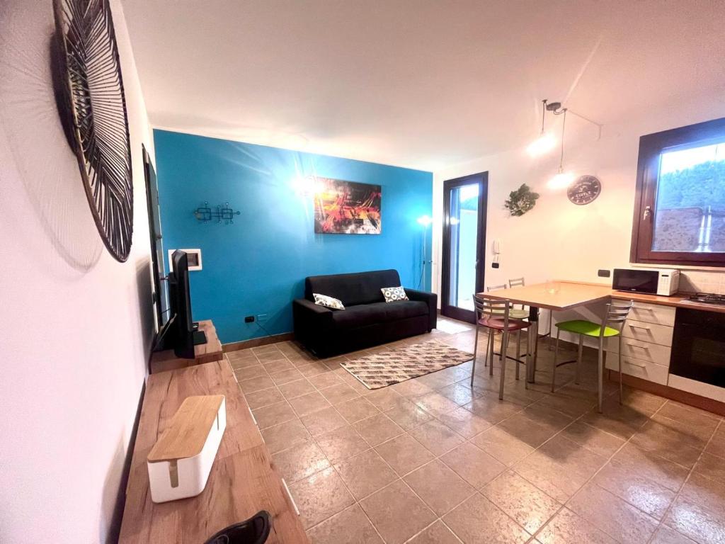 TV a/nebo společenská místnost v ubytování Casa vacanza ANIDA