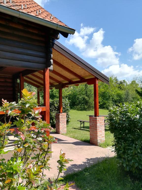 Zahrada ubytování Ranch V8 Kosmaj