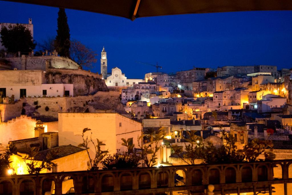 Nespecifikovaný výhled na destinaci Matera nebo výhled na město při pohledu z penzionu