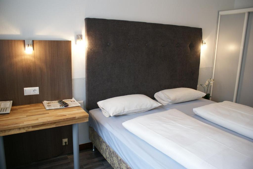 Bahn-Hotel - Resim 8