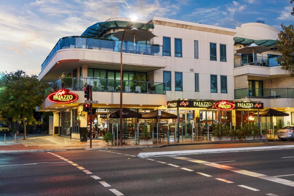 Comfort Inn Regal Park - Resim 36