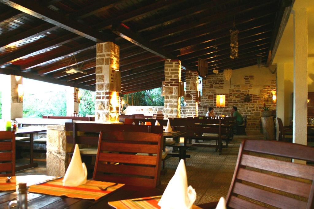 Restaurace v ubytování Hotel Skalinada