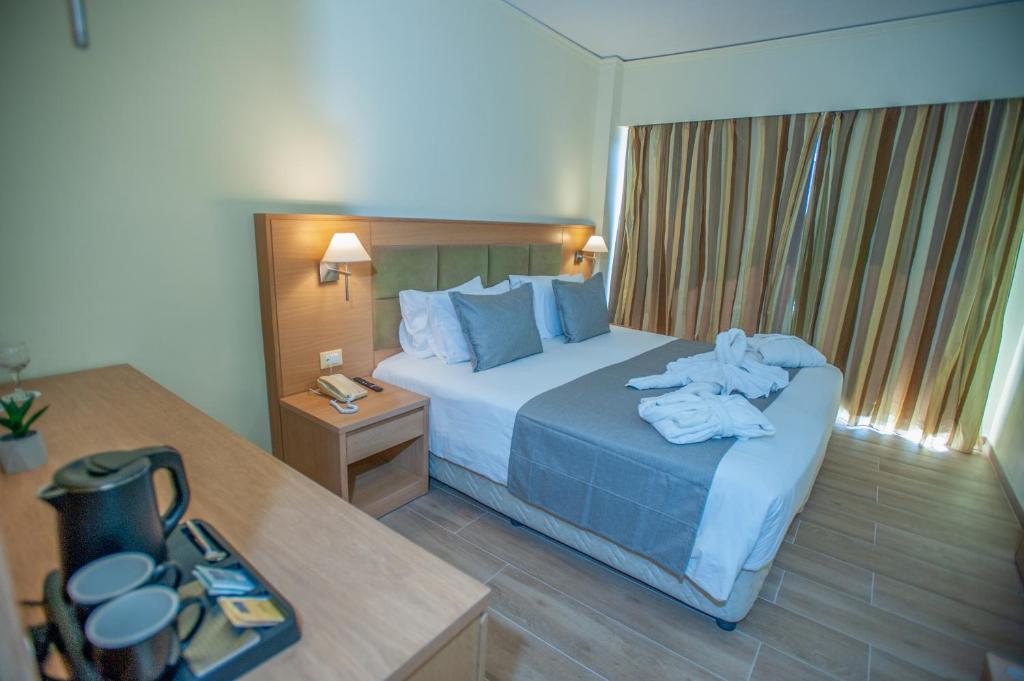 Rhodos Horizon Marina - Adults Only - Resim 18