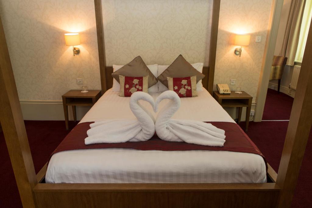 The Crown Hotel - Resim 32