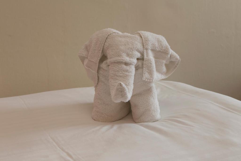 The Crown Hotel - Resim 35