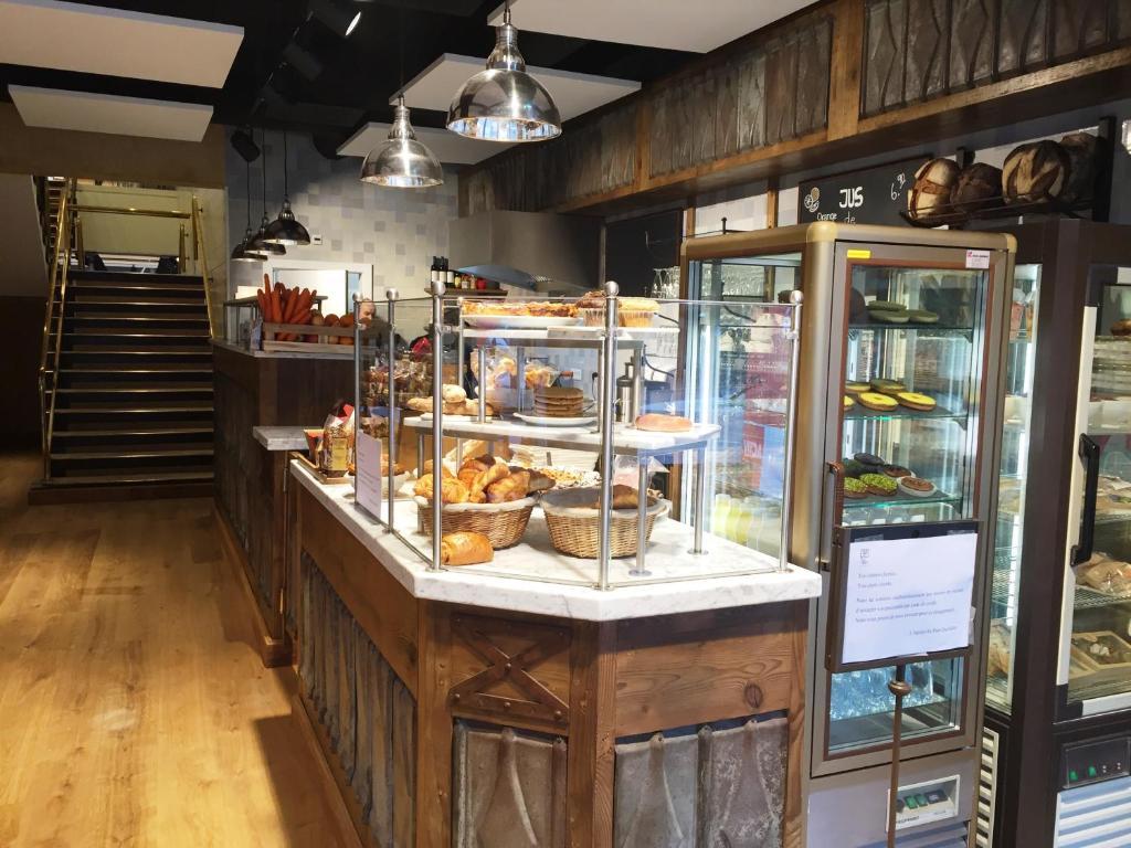 Continental Hotel Lausanne - Resim 38