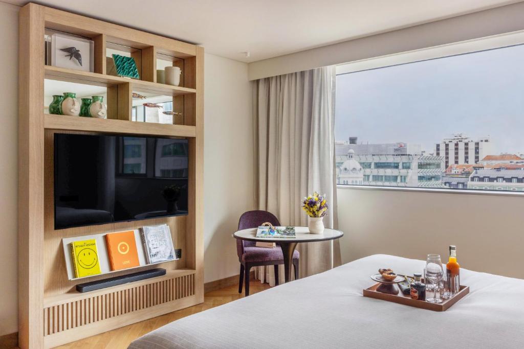 ME Lisbon by Meliá - Resim 6