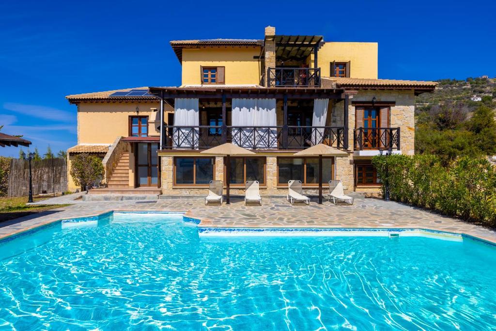 Villa River View