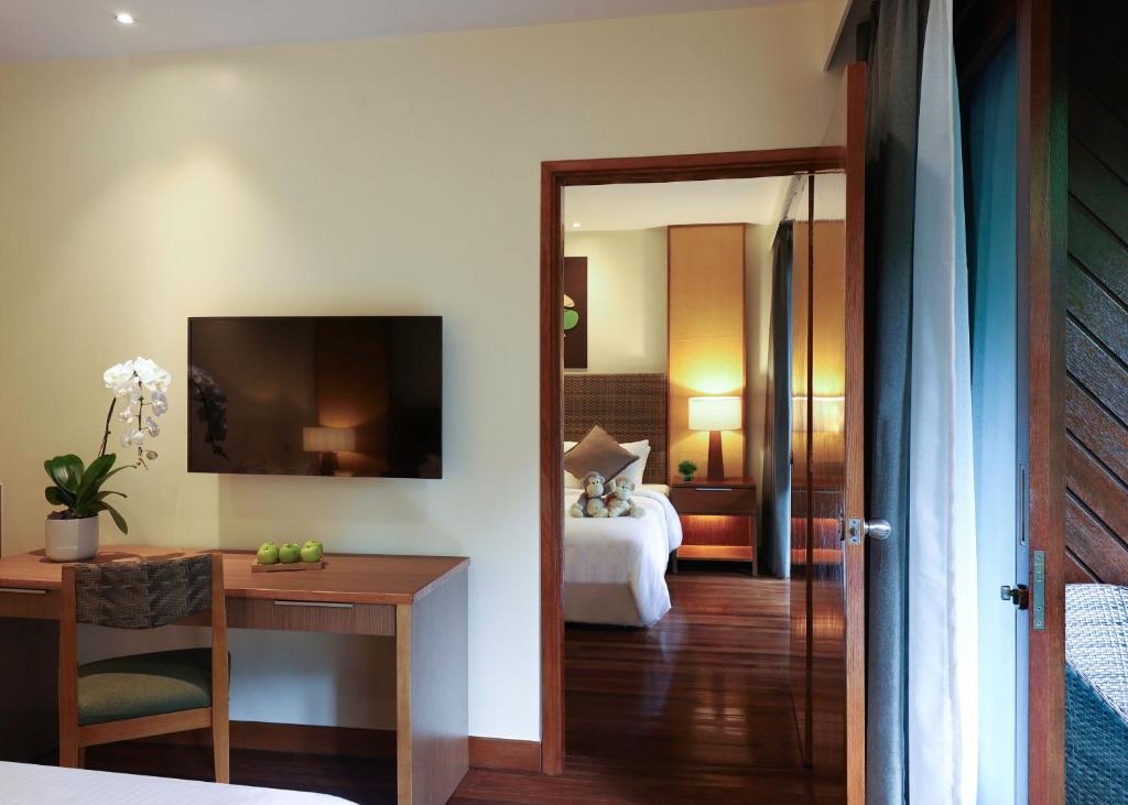 TV a/nebo společenská místnost v ubytování Berjaya Langkawi Resort