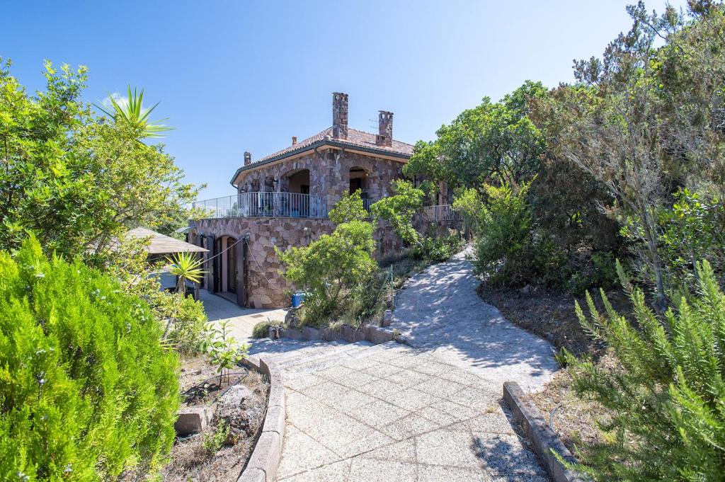 Zahrada ubytování Villa Luna e' Pedra - Suite in Villa con Vista sulla Baia di Alghero e Piscina