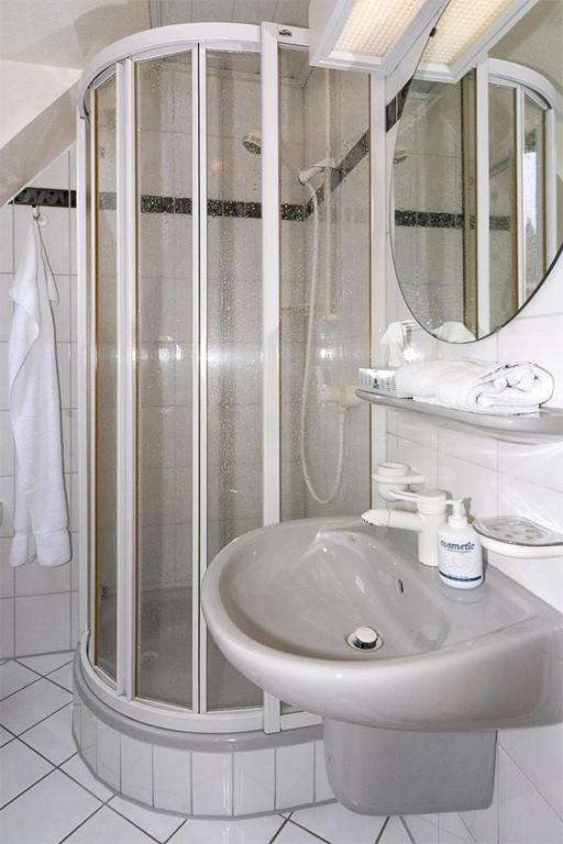 Koupelna v ubytování Hotel garni Poggenstool
