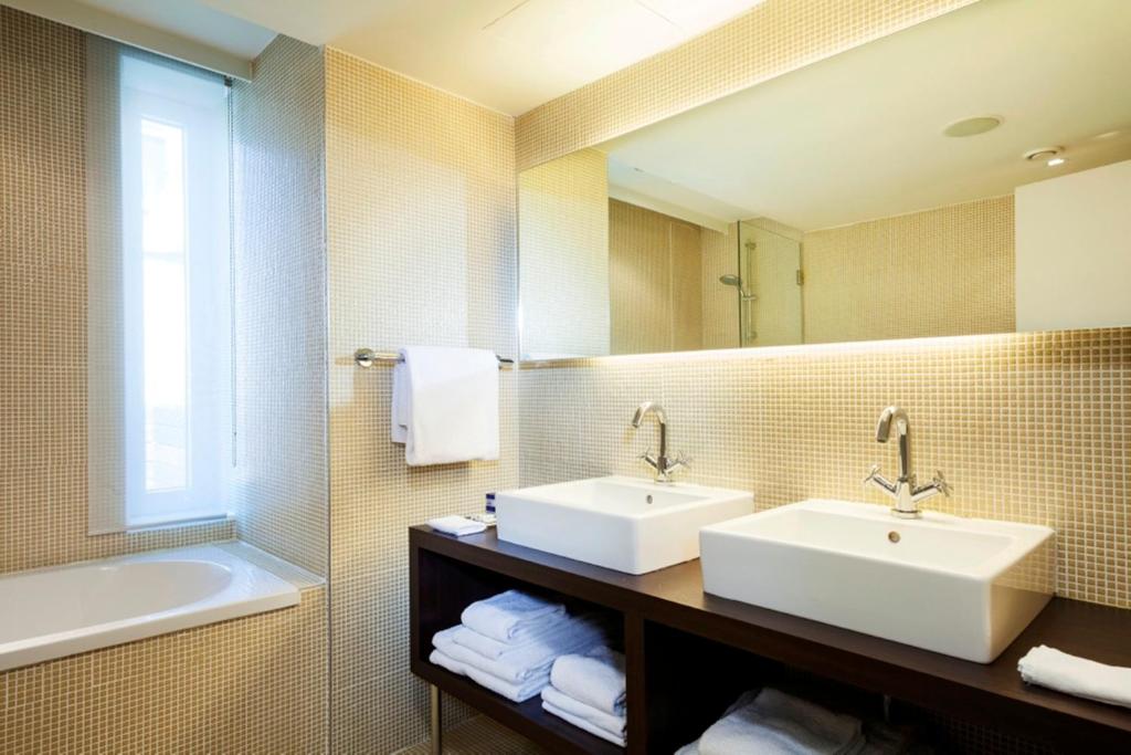 Koupelna v ubytování Park Inn by Radisson Antwerp City Centre