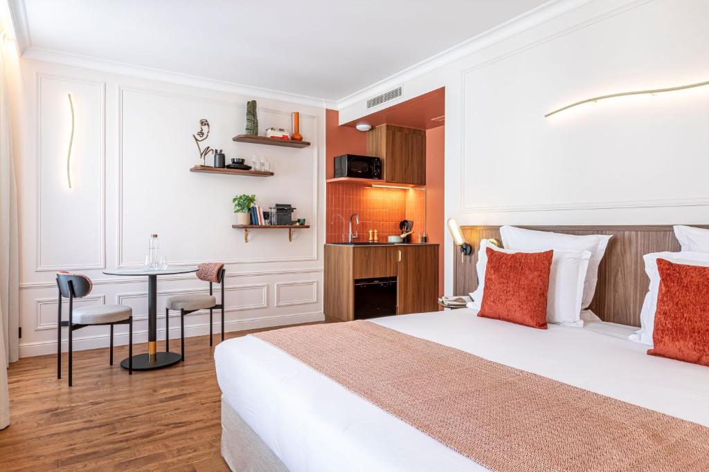 Villa SoPi Appart'Hotel by Patrick Hayat - Resim 9