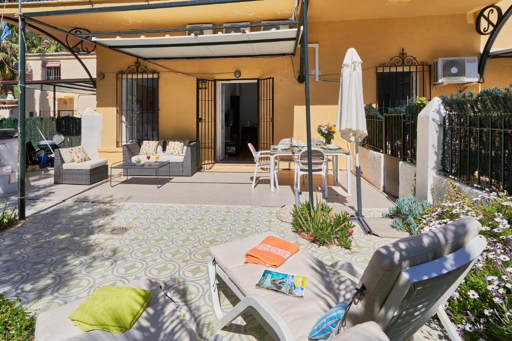 Balkón alebo terasa v ubytovaní Villa Rosita Suites en Playa de la Malagueta con terraza