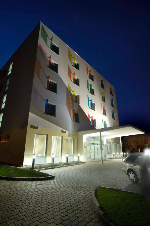 Budova, kde se hotel nachází