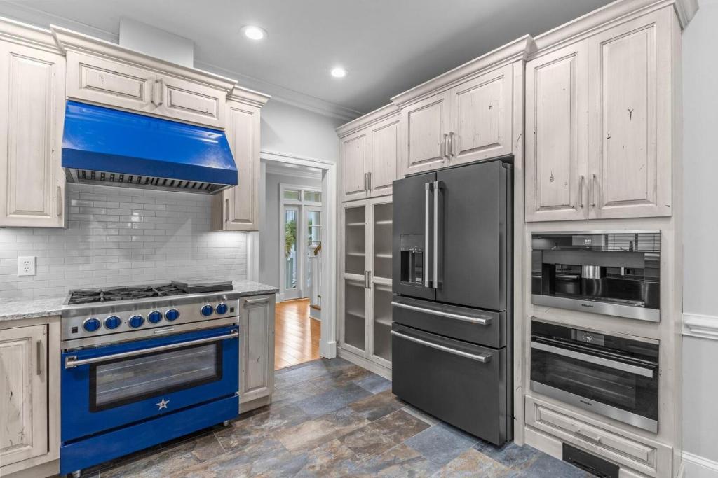 Kuchyň nebo kuchyňský kout v ubytování Posh Pelican home