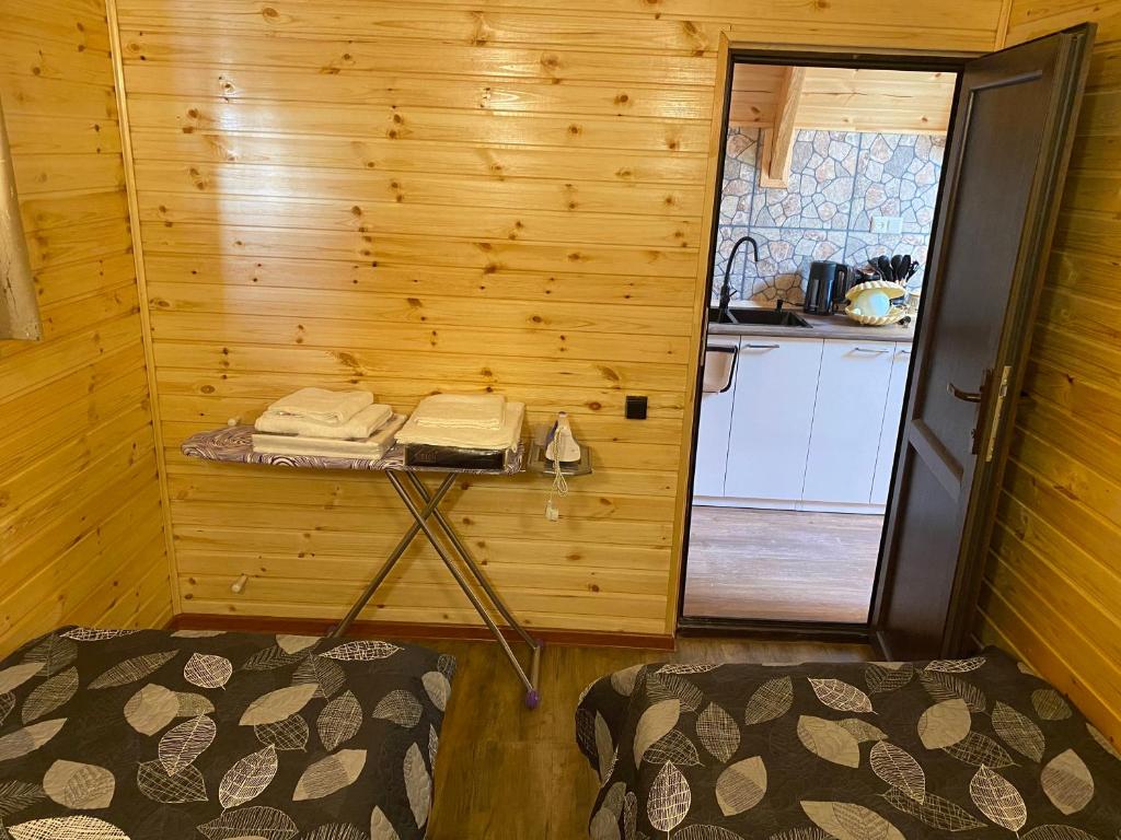 Postel nebo postele na pokoji v ubytování Bondo'S Cottage