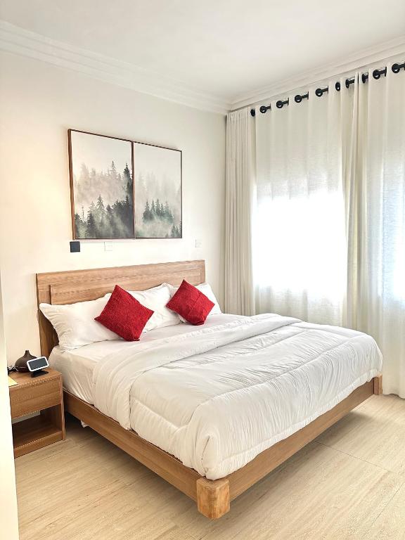 Postel nebo postele na pokoji v ubytování Cozy Cove Residence