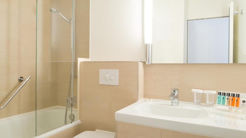 Crowne Plaza Zürich by IHG - Resim 6