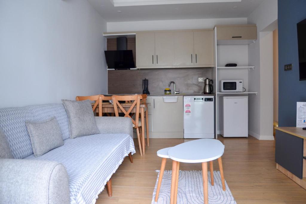 Loca Centre Suites - 16