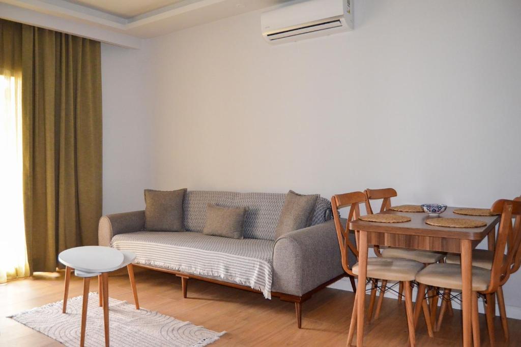 Loca Centre Suites - 18