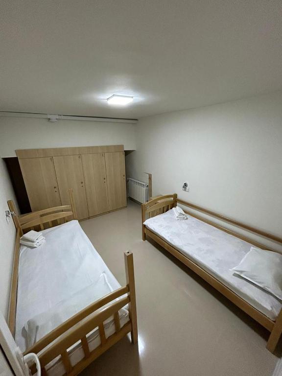 Postel nebo postele na pokoji v ubytování Time Hotel Yerevan