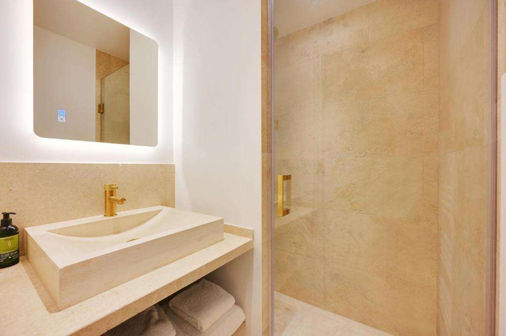 Quartier Libre Madeleine - Resim 12