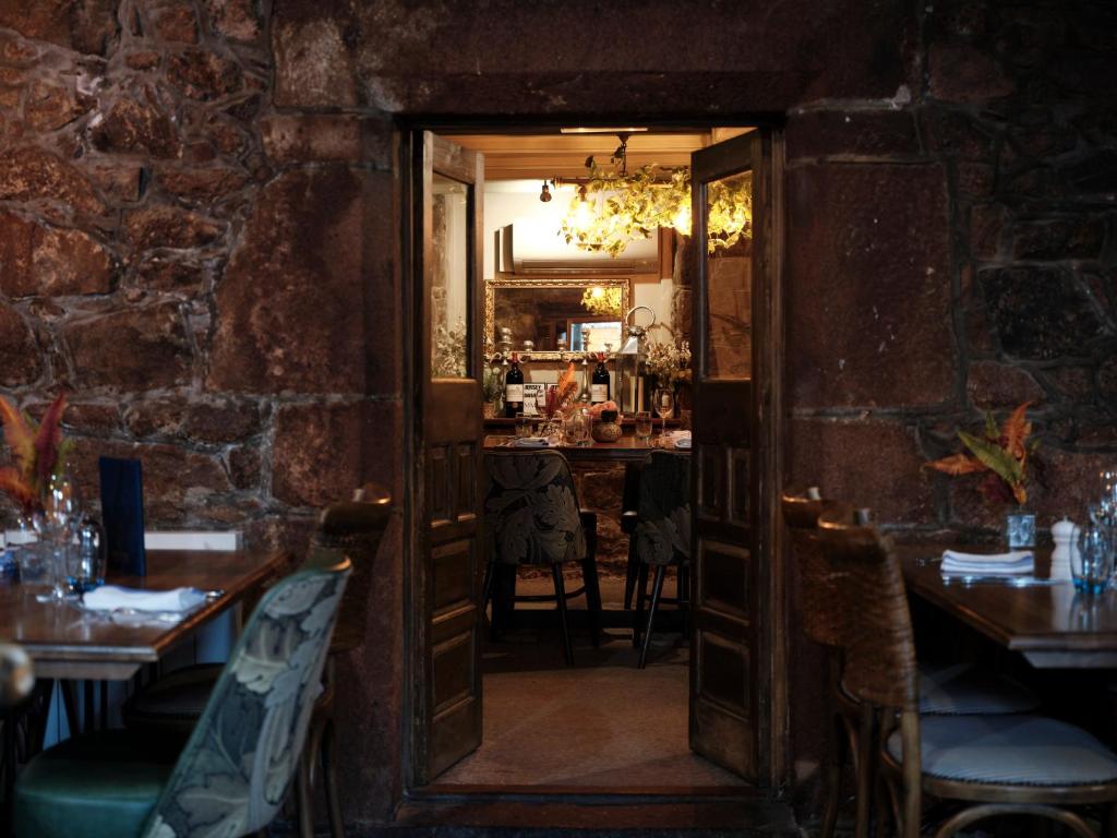Fotografie z fotogalerie ubytování Old Court House Inn v destinaci Saint Aubin
