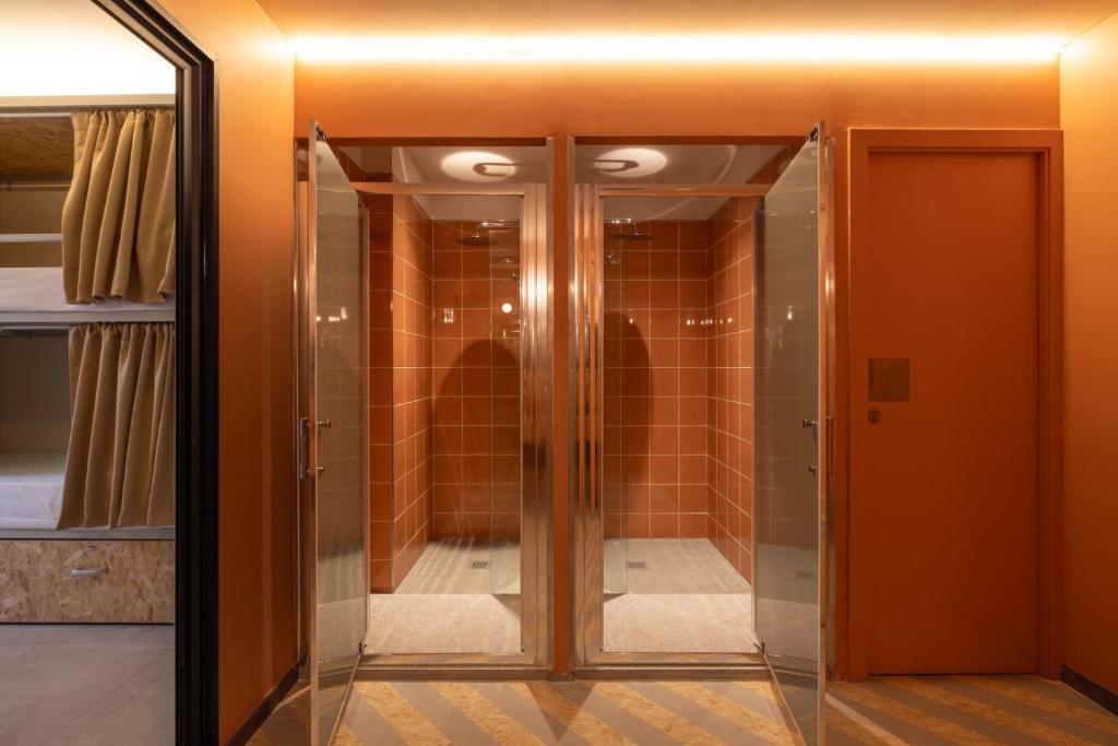 The Loft House Sevilla - 4