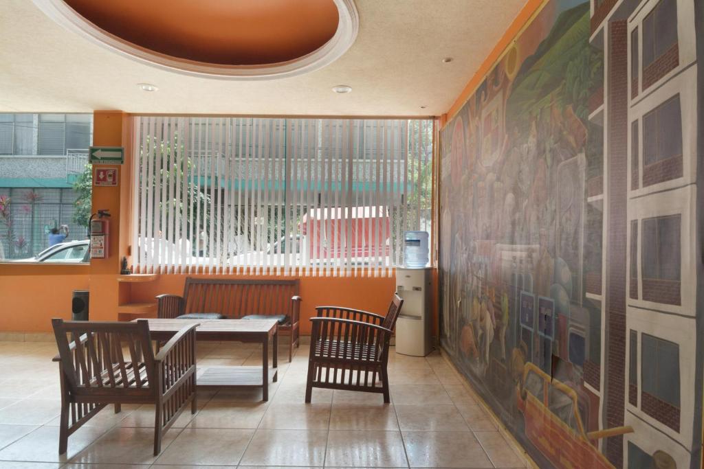 Posezení v ubytování OYO Hotel Totonacapan, Papantla