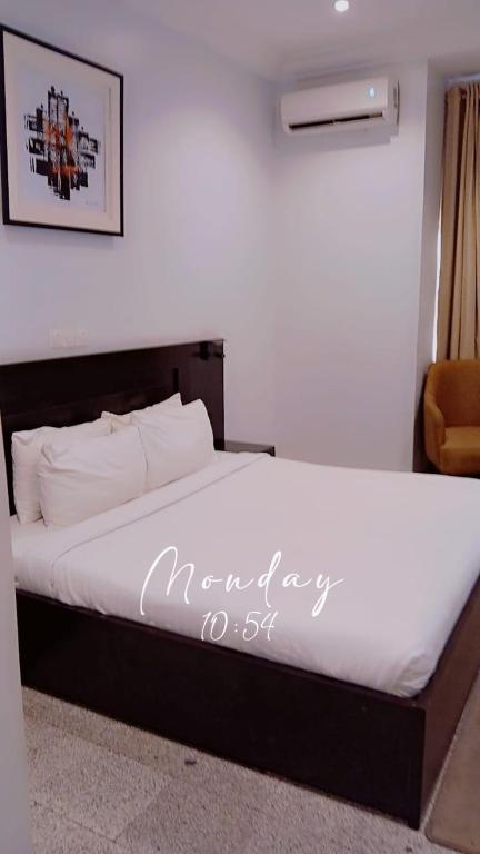 Postel nebo postele na pokoji v ubytování Jades Hotel