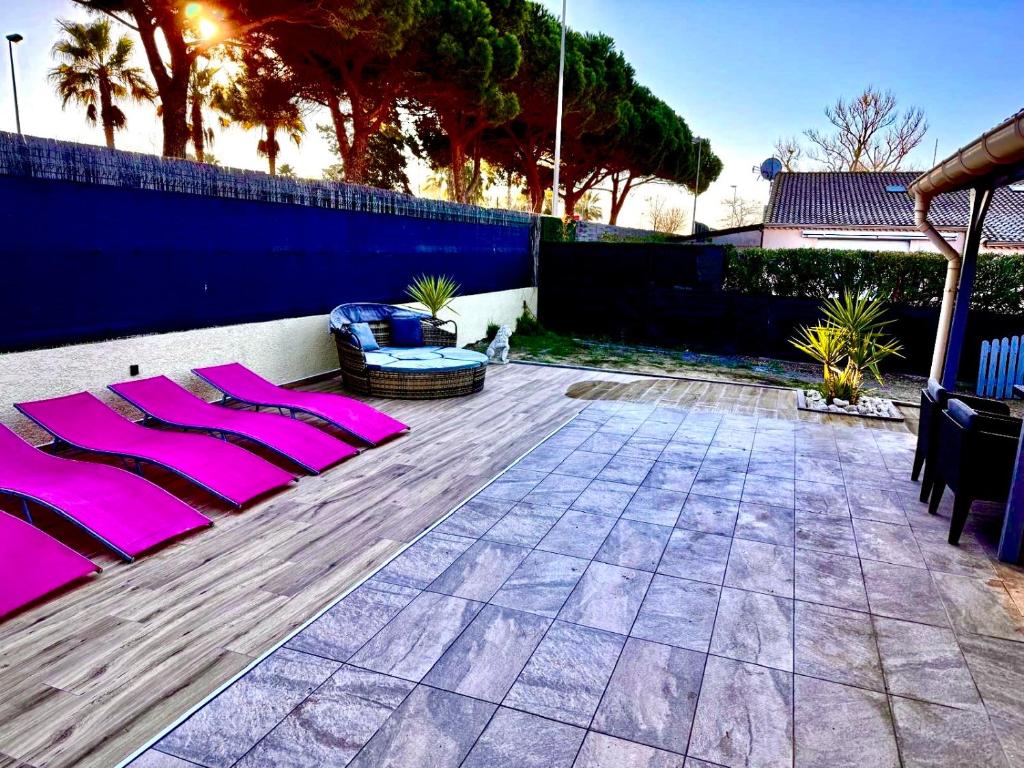 Photo de la galerie de l'établissement Maison 2ch piscine bord de mer village vacances, à Portiragnes