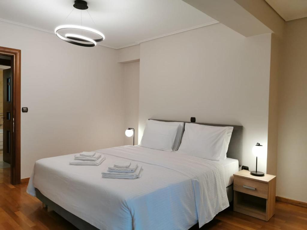 Temple of Zeus 3BD Apartment