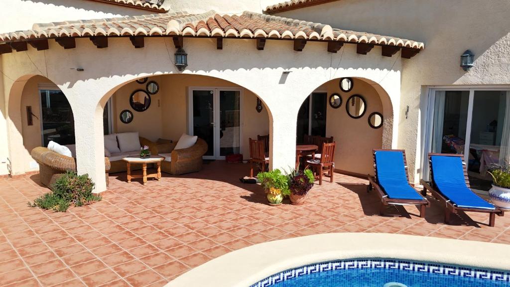 Kolam renang di atau dekat dengan CASA BELLE VUE sea view & private pool